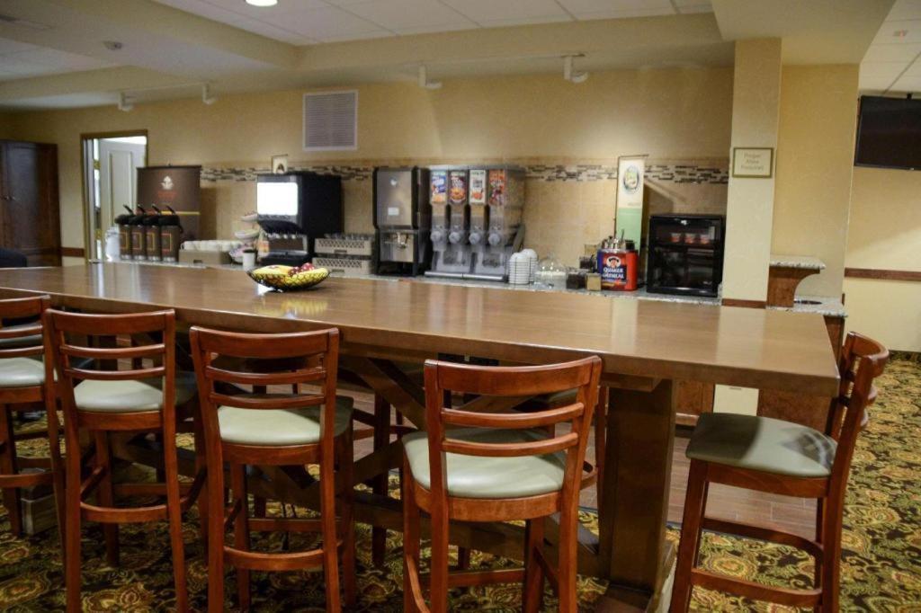 Country Inn & Suites By Radisson, Dundee, Mi Eksteriør bilde