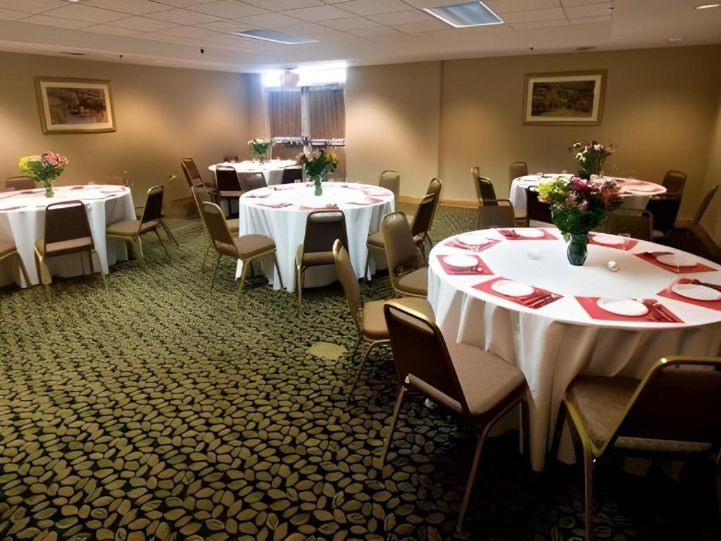 Country Inn & Suites By Radisson, Dundee, Mi Eksteriør bilde