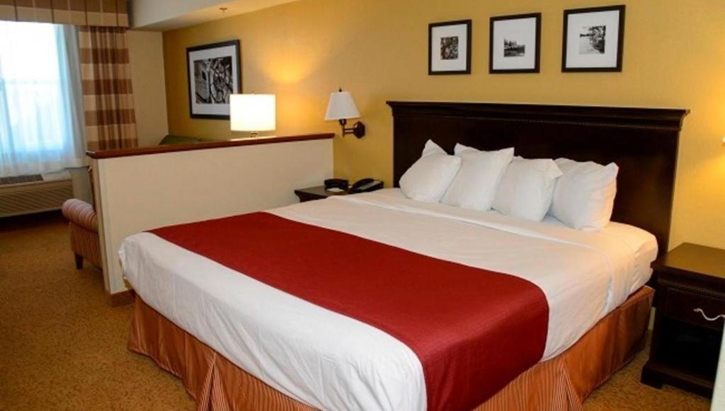 Country Inn & Suites By Radisson, Dundee, Mi Eksteriør bilde