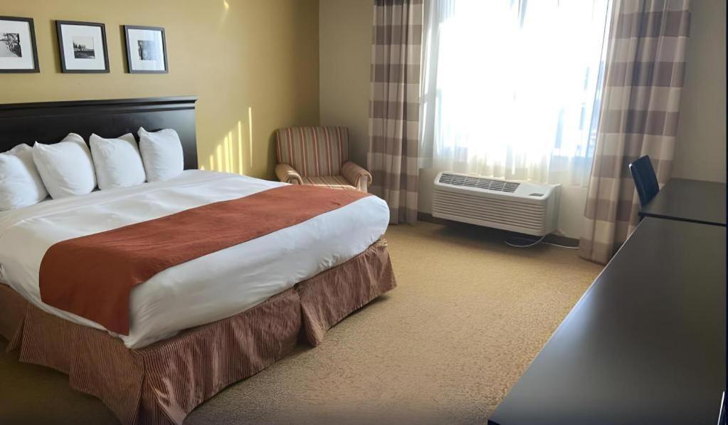 Country Inn & Suites By Radisson, Dundee, Mi Eksteriør bilde